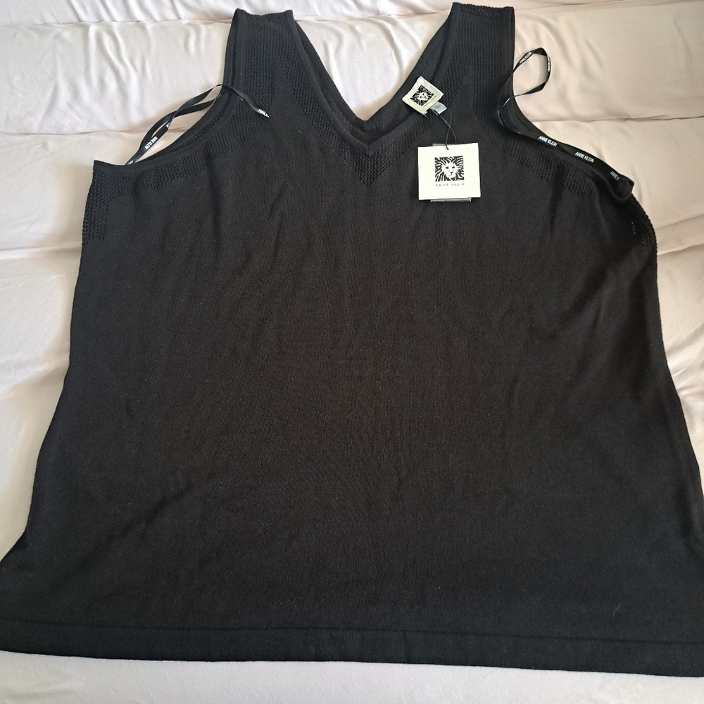 Womens Black Anne Klien Tank Top. Size XL. New with Tags
